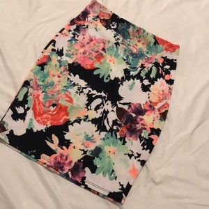 CHARLOTTE RUSSE skirt